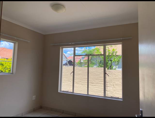 3 BEDROOM HOUSE FOR SALE IN WATERKLOOF EAST
